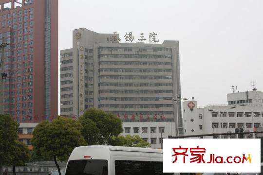 华仁凤凰城周边配套项目对面三院
