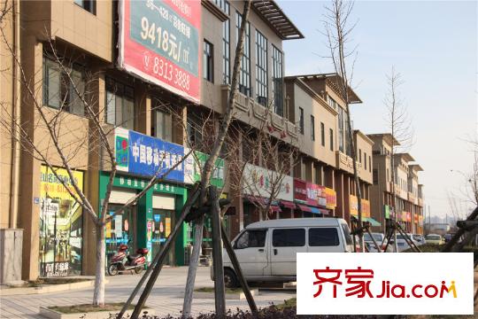观山名筑城市别墅周边商铺