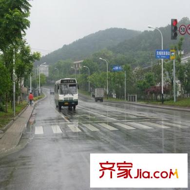 湖堤漫步配套图