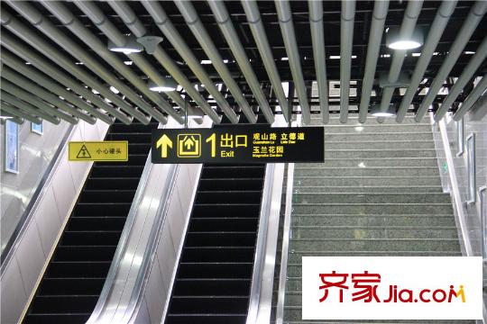 绿城玉兰西花园地铁一号线市民中心站
