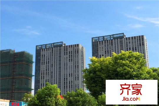 五洲国际五米阳光五期已经封顶(2015.8)
