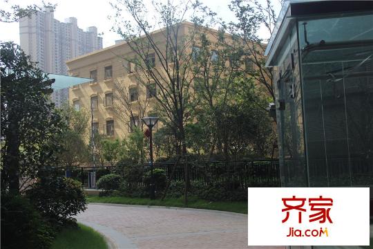 世茂国际广场小区(2015.9)