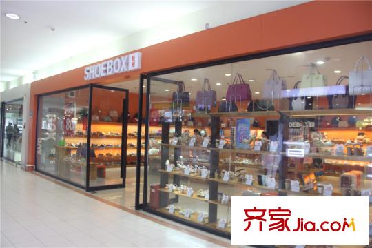 北翔广场周边配套家乐福里面的商店