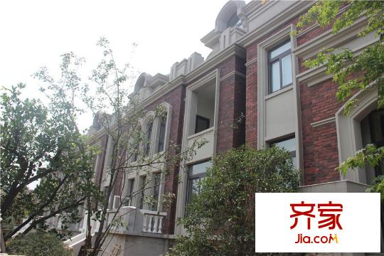 龙世西湖湾别墅进度实景(2015.7)