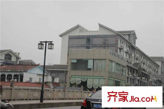 翡翠香江周边配套南禅寺紫金广场