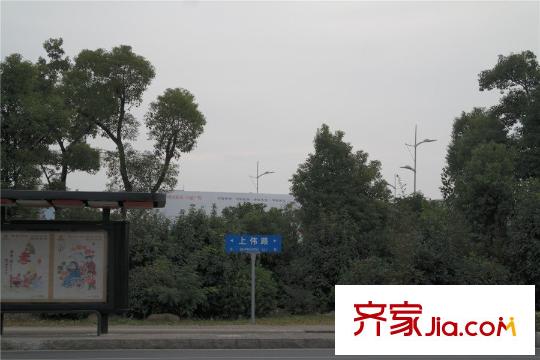 奕淳・洋溪绿园项目周边路标(2014.10.29)