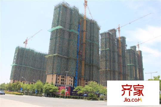 雅居乐中心广场工程进度实景(2015.5)