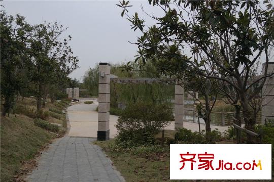 奕淳・洋溪绿园售楼处旁边公园(2014.10.29)
