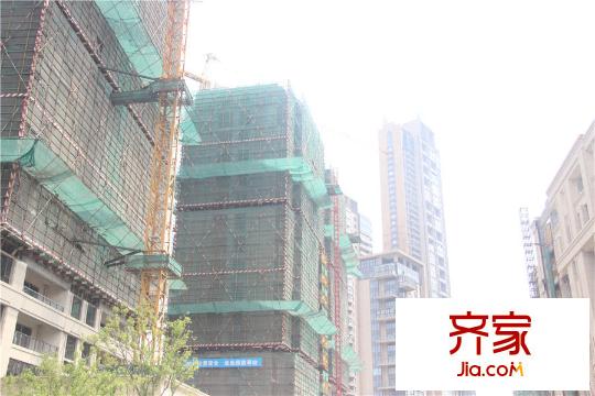 绿地西水东高层进度实景(2015.4)