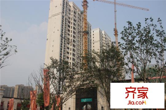 中海珑玺一期高层实景(2015.8.27)