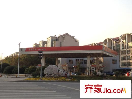 恒大绿洲中国石化加油站