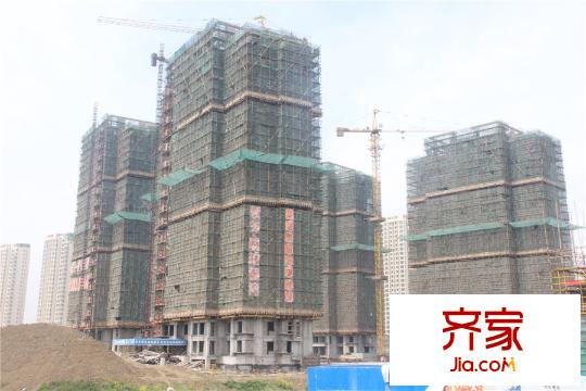 领秀琥珀澜湾西地块外景(2015.04)