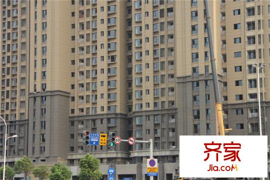 世茂首府10#实景(2015.9)