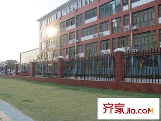 融创理想城市配套图向北500米省锡中