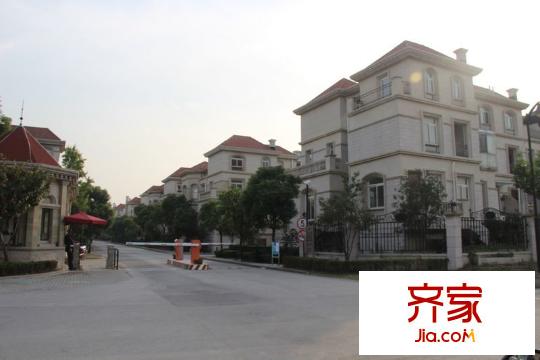 嘉利华府庄园小区(2012.10)