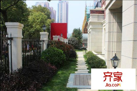 中建・城中墅小区实景(2015.12)