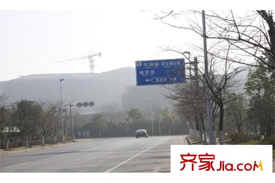 太湖锦绣园道路指示牌