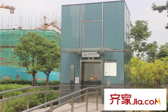 苏宁悦城地铁1号线塘铁桥站电梯
