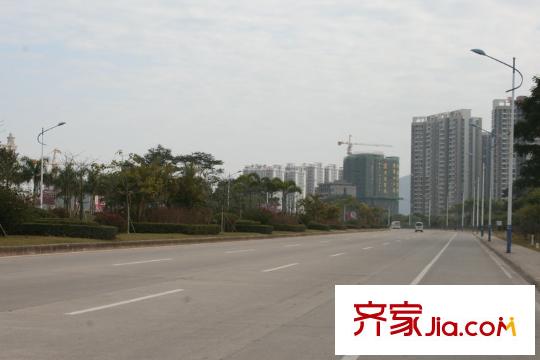 陽光圣菲周邊路況