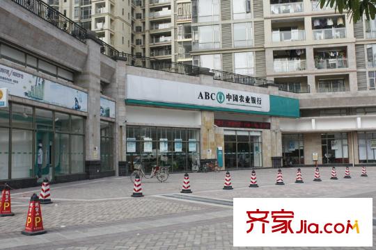 中信凱旋公館配套圖向北100米的農(nóng)業(yè)銀行