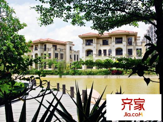 藍山錦灣三期小區(qū)建筑實景（2013-4-20）