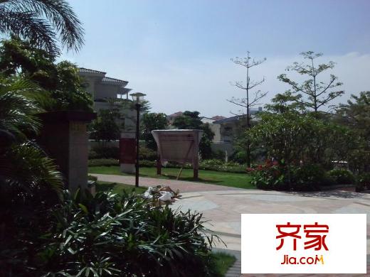 三正半山豪苑住宅外景圖三正半山豪苑公寓 