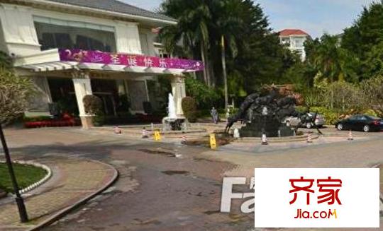 三正半山豪苑住宅實景圖小區(qū)入口圖