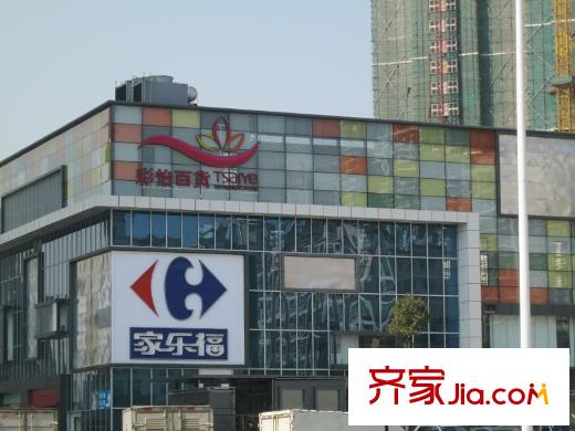 東駿朗晴居配套圖東走約400米的家樂福