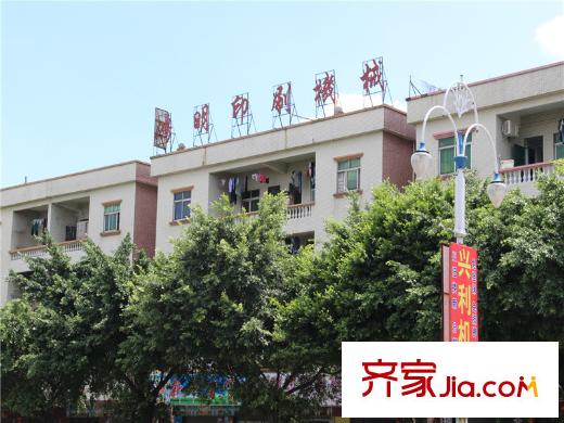 東座雍景北側(cè)600米的機(jī)械公司