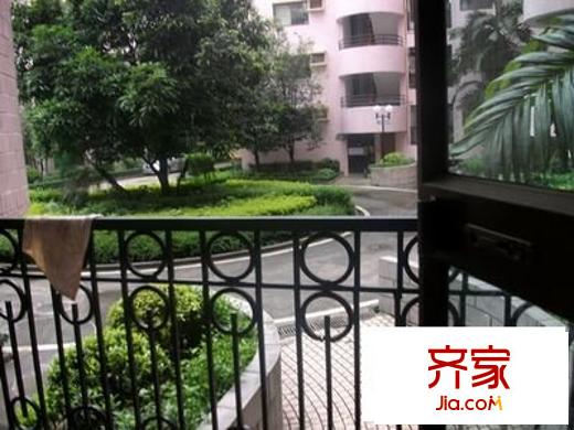 羅二商住樓