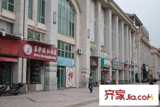 沙田東港城上郡配套圖底層商鋪的紅酒屋
