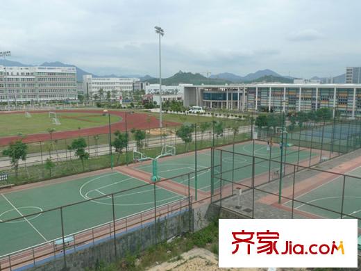 坪山招商花園城配套圖體育中心