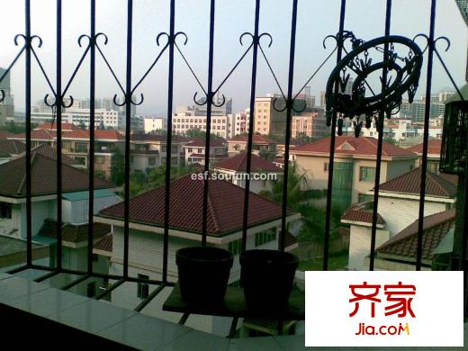 榮希公寓