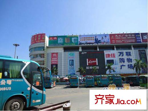 恒鑫御園周邊萬聯(lián)購物廣場