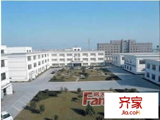 東堤路