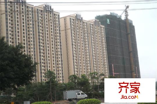 花樣年江山薈1-10號(hào)樓實(shí)景（2013-04-22 ）