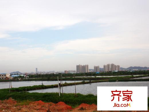 恒大御景半島地塊現(xiàn)狀（2013-6-8）