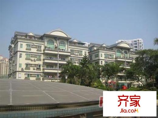 龍升市場外景圖      