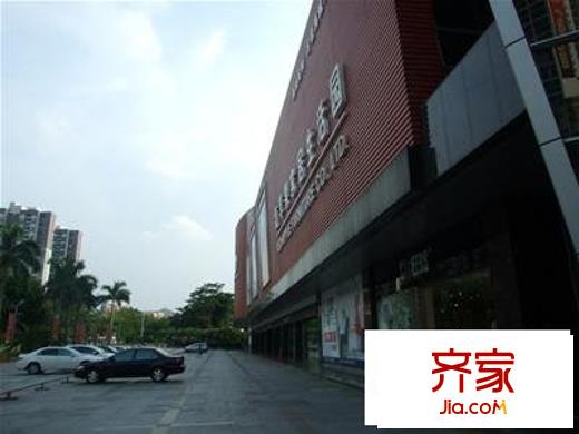 盈鋒廣場(chǎng)