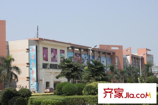 新世紀麗江豪園五期牡丹閣配套圖售樓中心西南約300米新俏奇食館