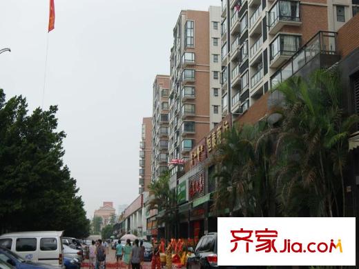 新世紀(jì)星城美寓周邊配套街鋪