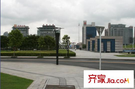 第一國(guó)際三期配套圖南走約100米的行政中心