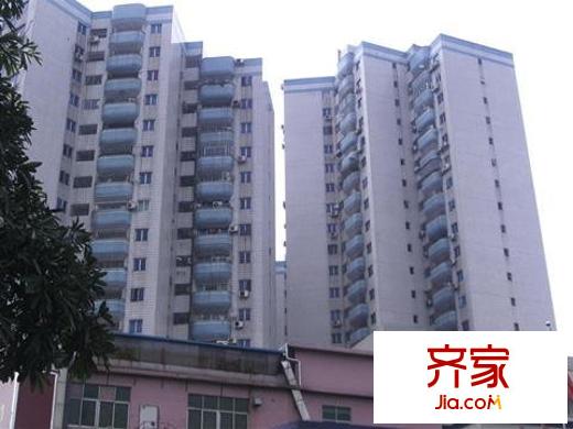 長青城外景圖