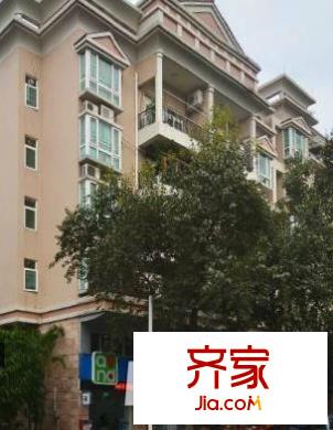 景湖春天外景圖  