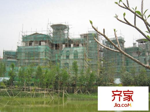 綠茵溫莎堡外景圖聯(lián)排別墅（2011-4-26）