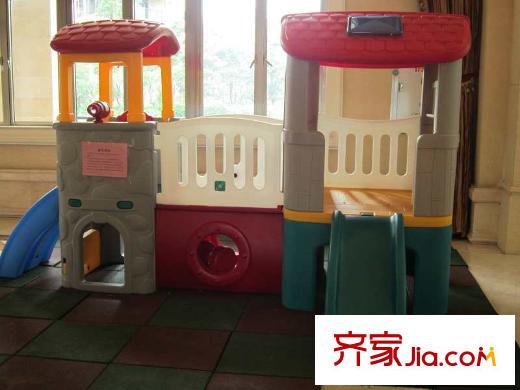佳兆業(yè)中央豪門(mén)配套圖會(huì)所兒童游樂(lè)場(chǎng)