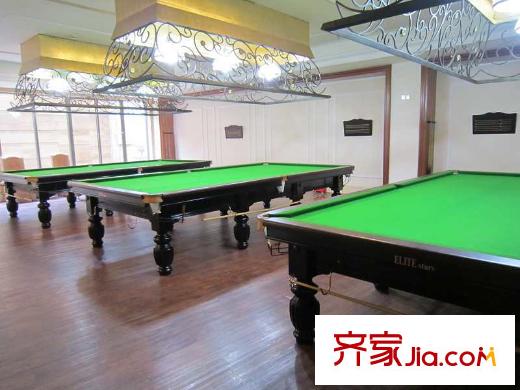 佳兆業(yè)中央豪門(mén)配套圖會(huì)所桌球室
