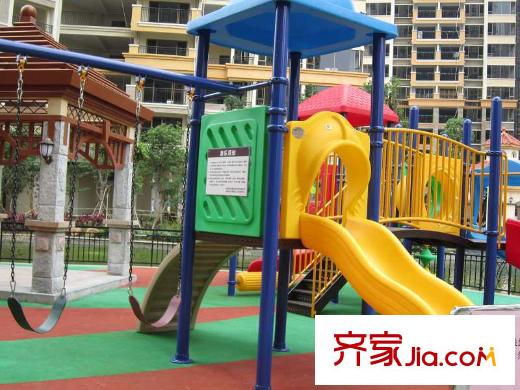佳兆業(yè)中央豪門配套圖小區(qū)兒童游樂區(qū)