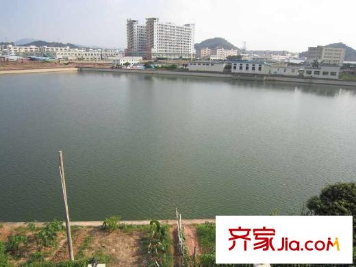 卓越蔚藍(lán)城邦配套圖小區(qū)往西200米水庫