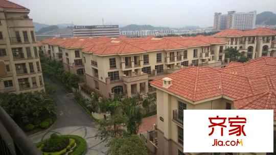 卓越蔚藍(lán)城邦別墅外景圖 
